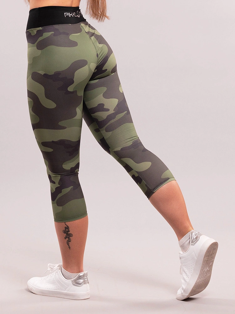Capri leggings Battle